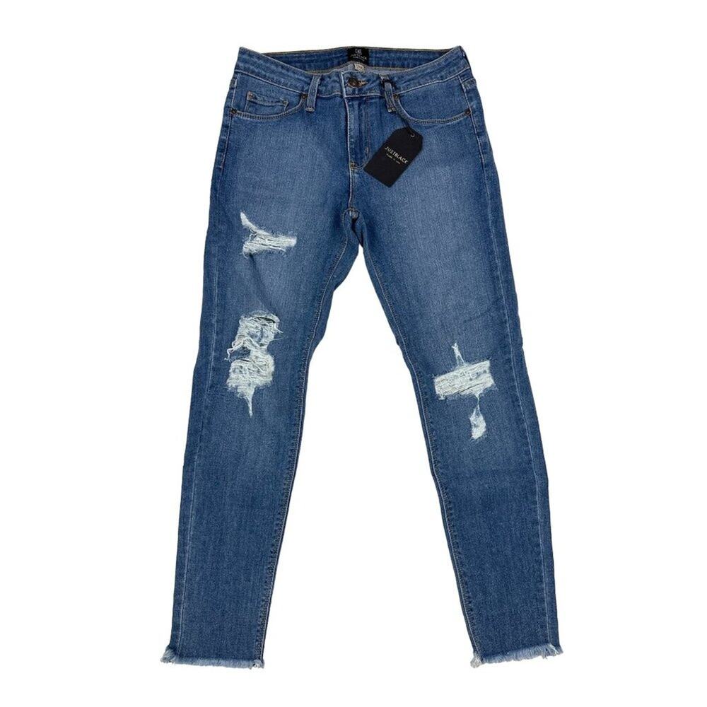 Just Black - Distressed Fray Hem Skinny Jeans in Blue